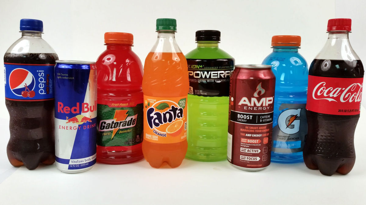 sugary drinks Sugary drinks, or sugar sweetened beverages, include all non-alcoholic water based beverages with added sugar such as non-diet soft drinks, energy drinks, fruit drinks, sports drinks and cordial sugar sweetened beverages are high in kilojoules, leading to weight gain and obesity. sugary drinks Sugary drinks, or sugar sweetened beverages, include all non-alcoholic water based beverages with added sugar such as non-diet soft drinks, energy drinks, fruit drinks, sports drinks and cordial sugar sweetened beverages are high in kilojoules, leading to weight gain and obesity.